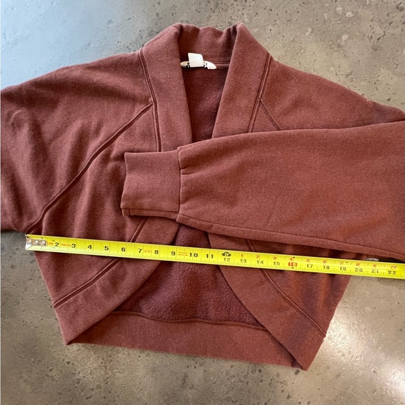 Athleta cropped sweatshirt jacket. Brown. Size L. - Picture 4 of 8